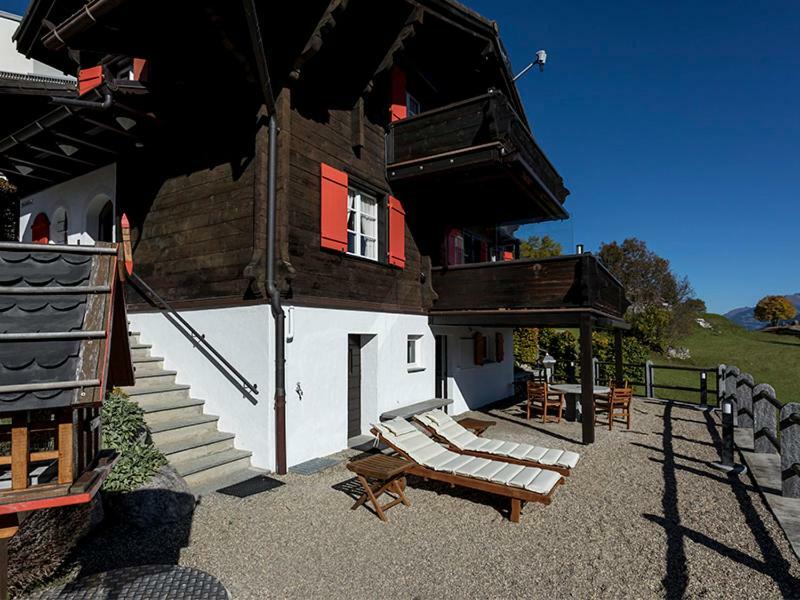 Вилла Casa Vesta Magnifica Wildi Брайль-Бригельс Экстерьер фото